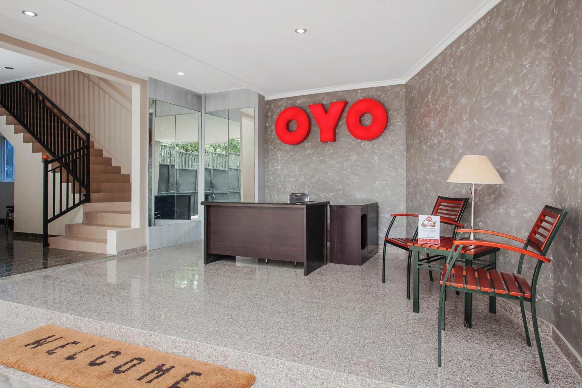 OYO 134 Lg Residence Near RS Brawijaya Kota Surabaya Bagian luar foto